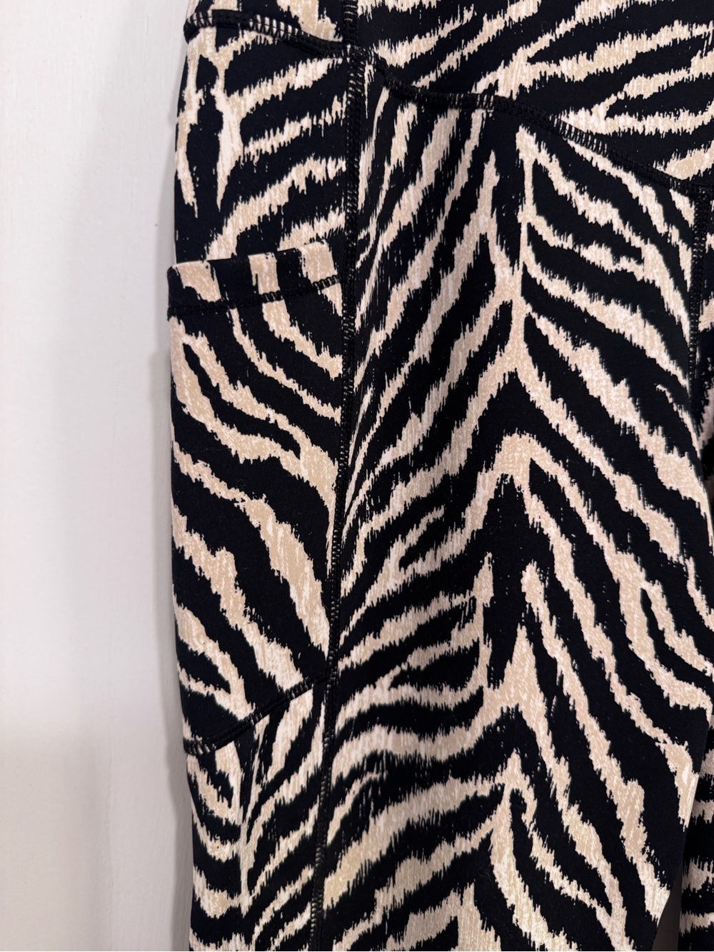 J. McLaughlin Zebra-Print High-Waist Leggings in Black & Cream - Picture 2 of 3